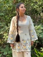 Women Cream Floral Embroidered Kurti Pant Set - Image 3